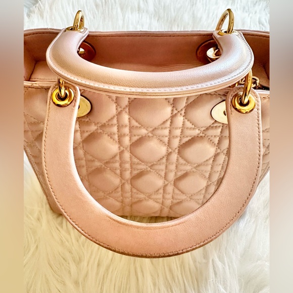 Christian Dior Lady Dior Bag Cannage Quilt Lambskin Medium Metallic Beig… - Picture 2 of 12